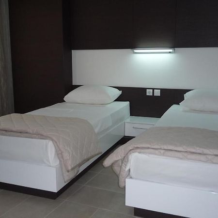 Ni Apartments Good Night מראה חיצוני תמונה