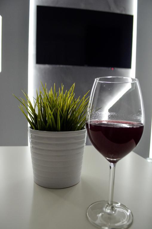 Ni Apartments Good Night מראה חיצוני תמונה